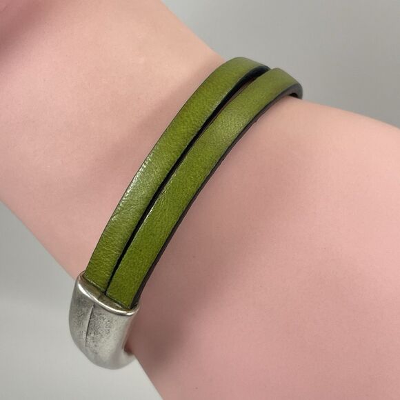 Montana Leather Designs Green Leather Sterling Side Hook Starfish Charm Bracelet - Picture 4 of 7